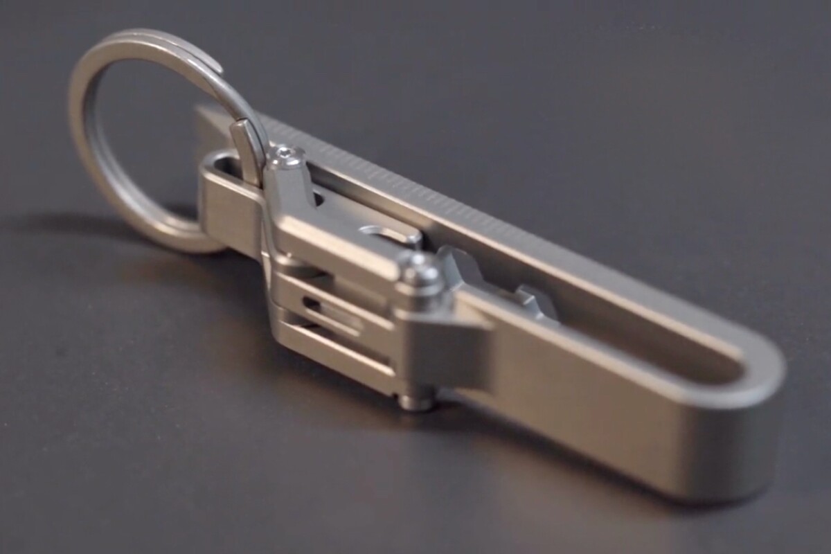 Keychain titanium discount
